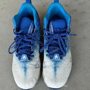 Under Armour Mens football cleats